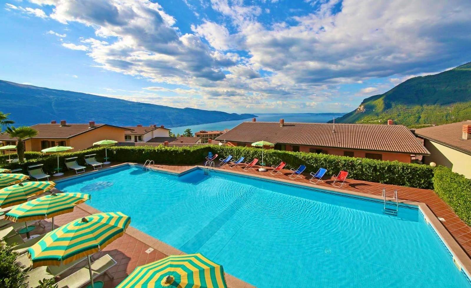 Residence Primera/Rompala Tignale Bagian luar foto