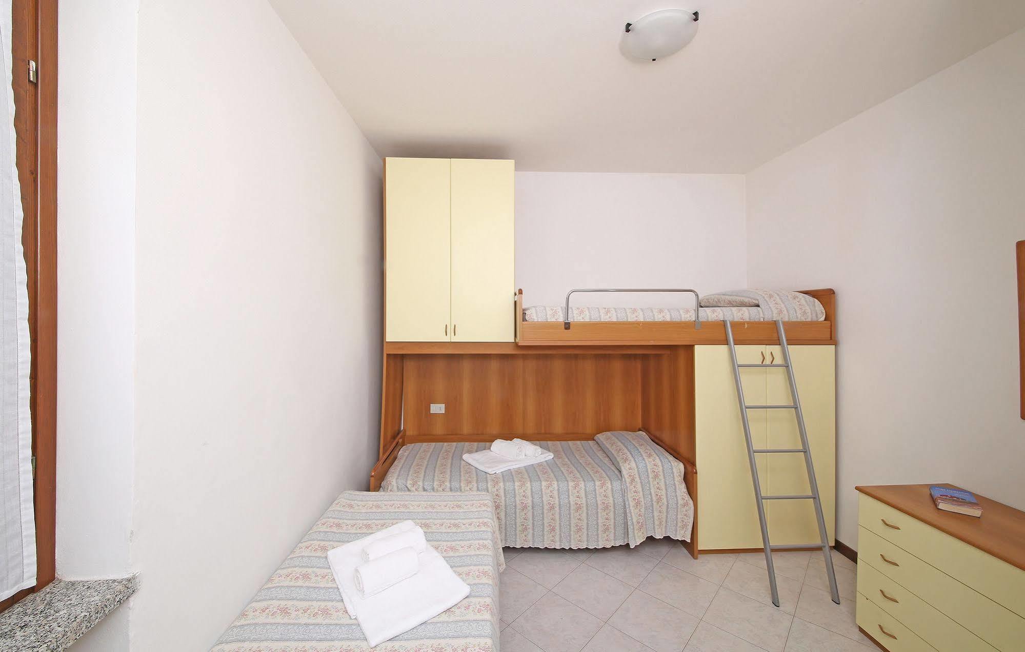 Residence Primera/Rompala Tignale Bagian luar foto