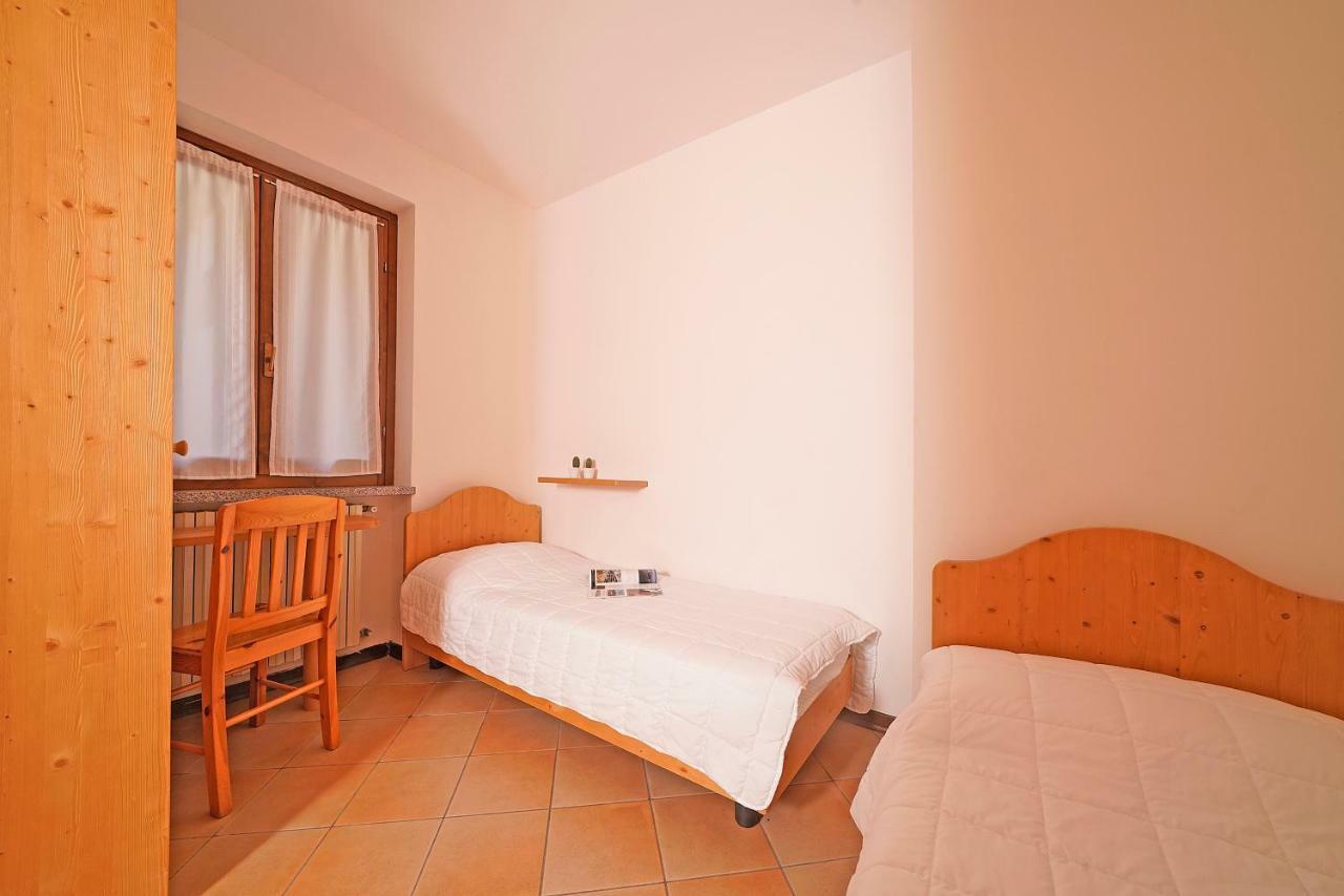 Residence Primera/Rompala Tignale Bagian luar foto